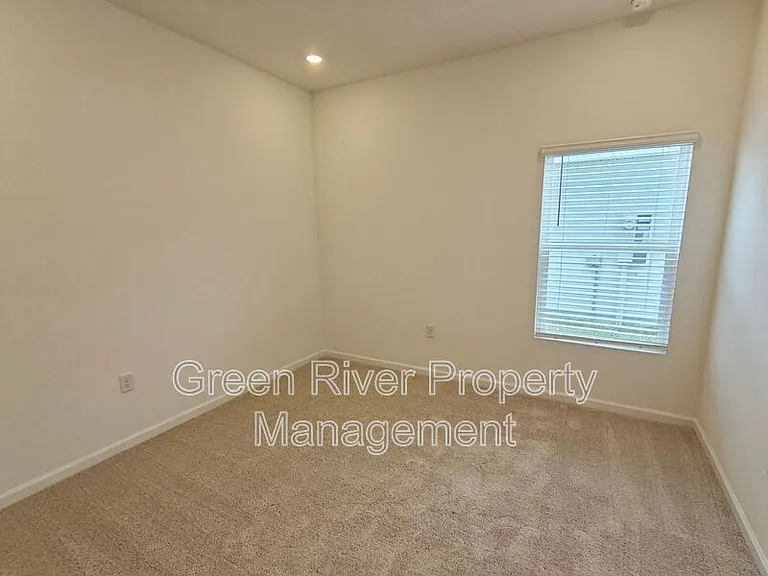 5724 Lagoon Cruise Way — Photo 18