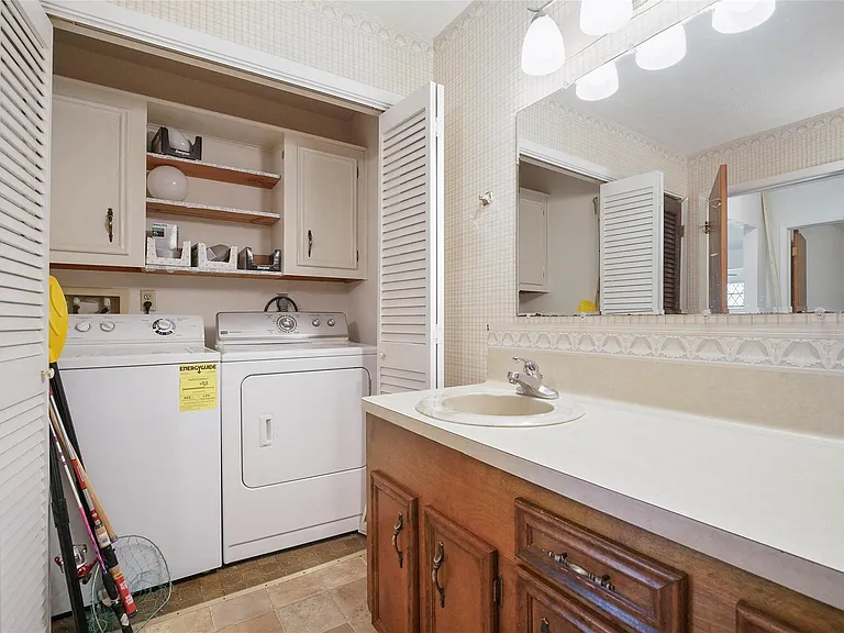 18121 Atkinson Ln — Photo 18
