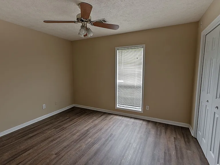 311 Cambridge St — Photo 22