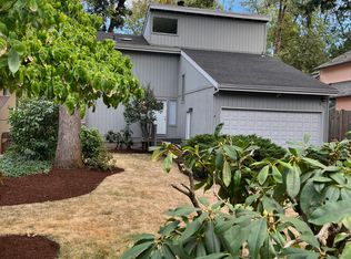 2778 Robinwood Way, West Linn, OR 97068