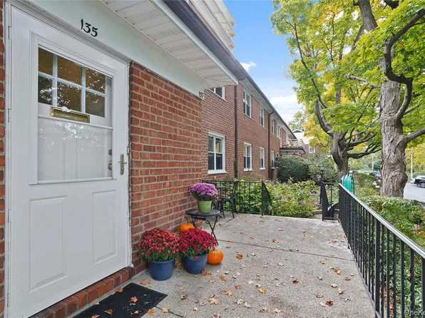 135 S Buckhout Street #135, Irvington, NY 10533