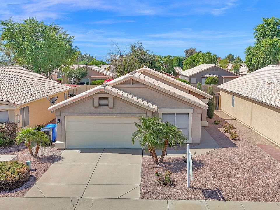 1st image of 16614 N 35TH Street