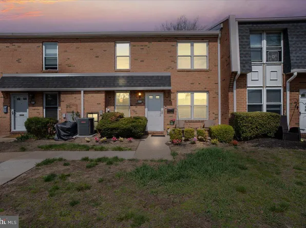 2061 Harbour Dr, Palmyra, NJ 08065