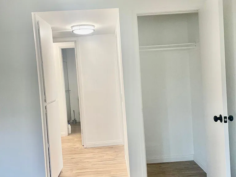 1811 E Grand Ave #86 — Photo 21