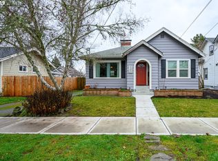 1014 NE Galloway St, McMinnville, OR 97128