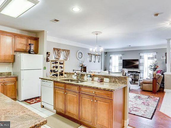 5th image of 16452 Kenneweg Ct
