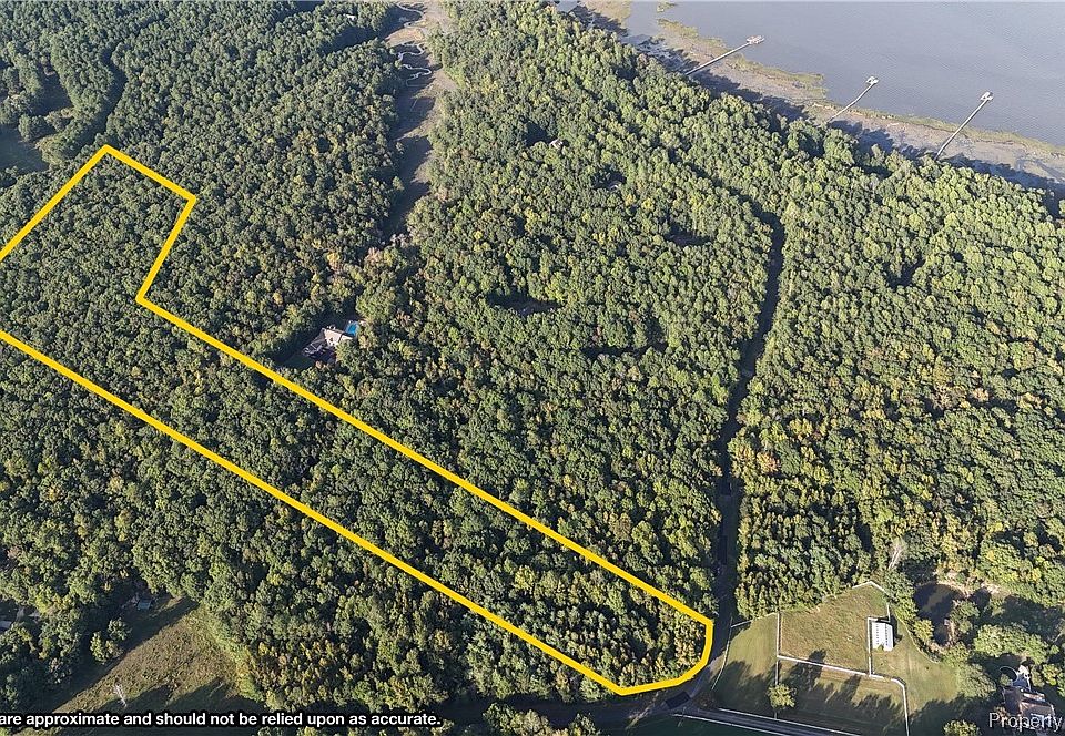 1st image of High Bluff Ln