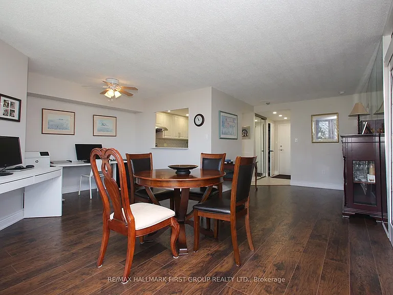 20 Dean Park Rd #505 — Photo 6