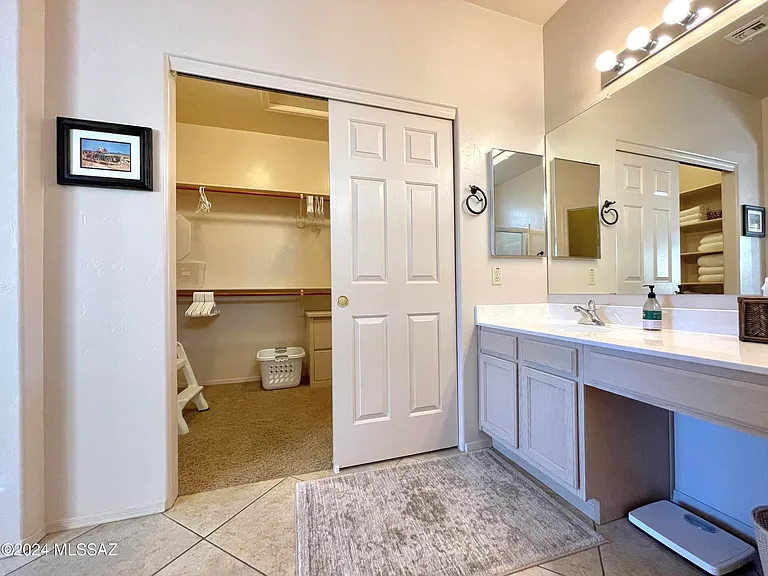 2442 W Tom Watson Dr — Photo 20