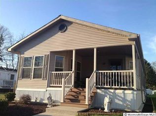 19 Easy St, Freehold, NJ 07728