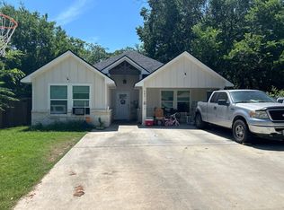 301 S Hutchins St, Bryan, TX 77803