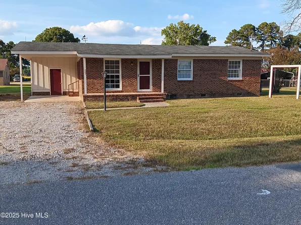 407 Pineview Street, Lucama, NC 27851