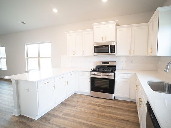 2nd image of 504 Woodsong Dr Lot 334
