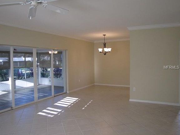 3rd image of 5872 Driftwood Pl