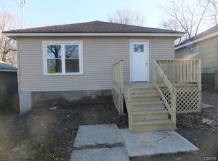 1208 Woods Rd, Solvay, NY 13209