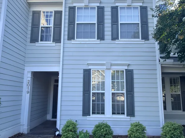 2019 Rapid Falls Rd, Cary, NC 27519
