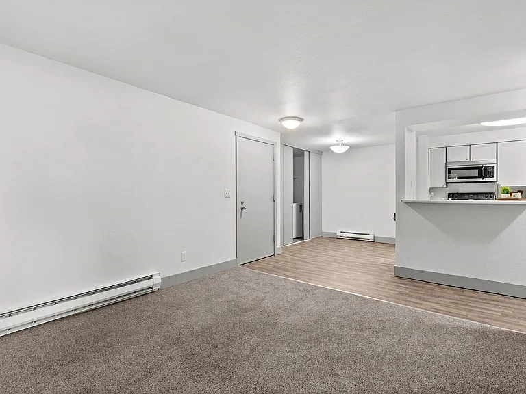 Aero Apartments — Photo 38