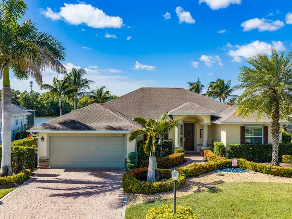 460 SW VISTA LAKE Drive, Port St Lucie, FL 34953
