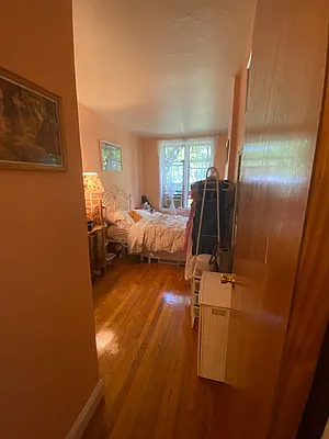 Rented by Gez Group LLC | media 26