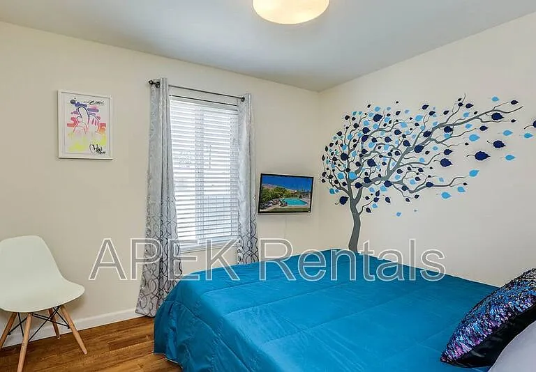 2415 E Finley Rd — Photo 17