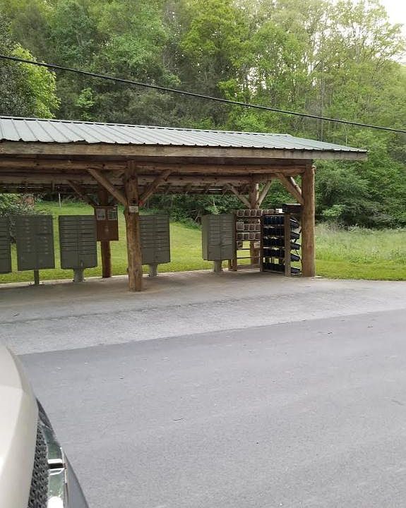2nd image of 2226 Bluff View Rd
