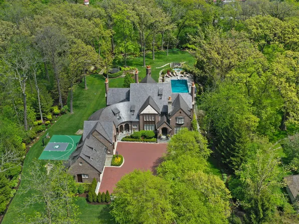 471 Hastings Rd, Lake Forest, IL 60045