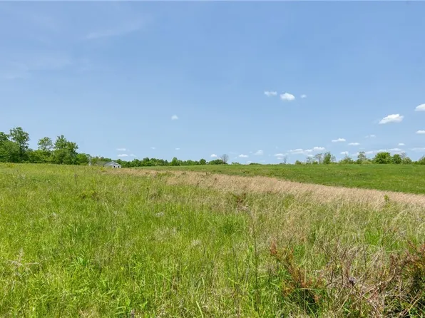 63680 Wintergreen Rd, Lore City, OH 43755