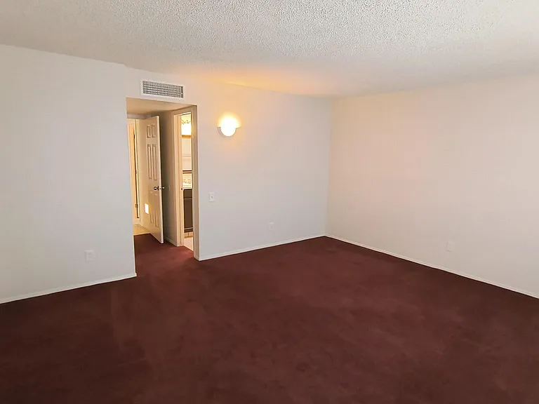 10406 Ashwood Dr — Photo 18