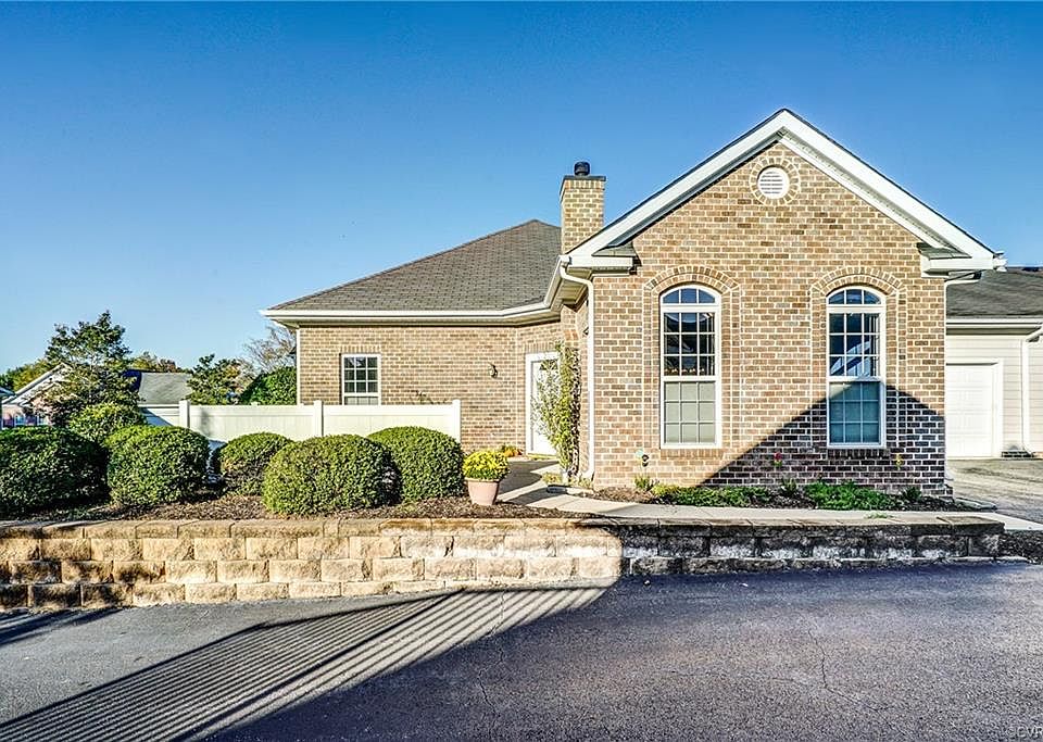 1st image of 2536 Wanstead Ct