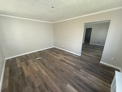 152 Valley St Photo 1