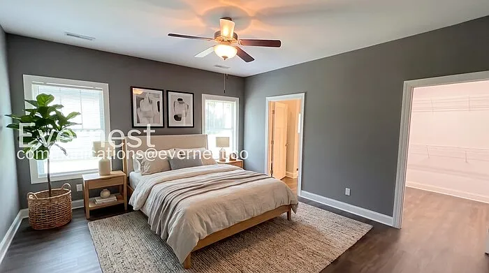 3 bed, 2.0 bath, 1459 sqft, $2,195 — Photo 4