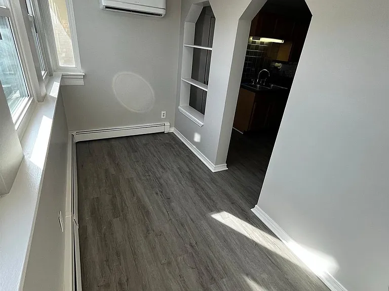 817 N Main St #B — Photo 14
