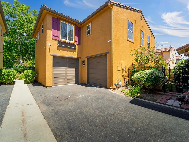 31788 Avenida Del Luna — Photo 23