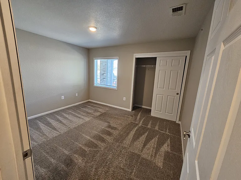 Grandview Meadows — Photo 33