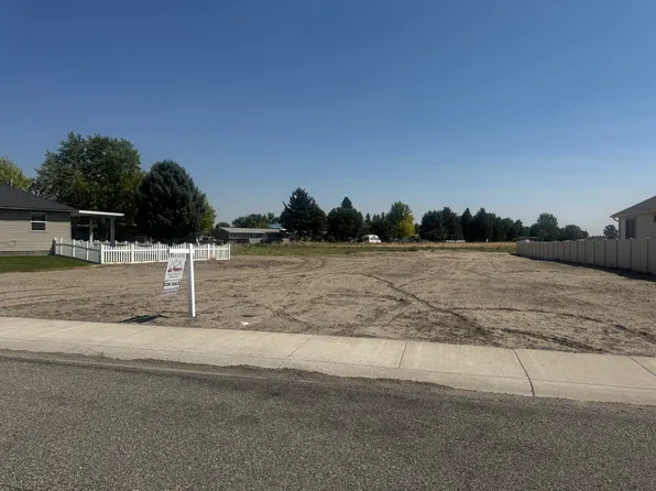 515 Hummel Ave, Gooding, ID 83330