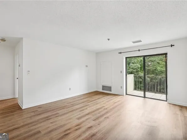 300 Johnson Ferry Rd NE Unit A505, Atlanta, GA 30328