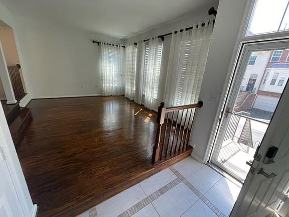 3rd image of 14614 Indian Summer Ct
