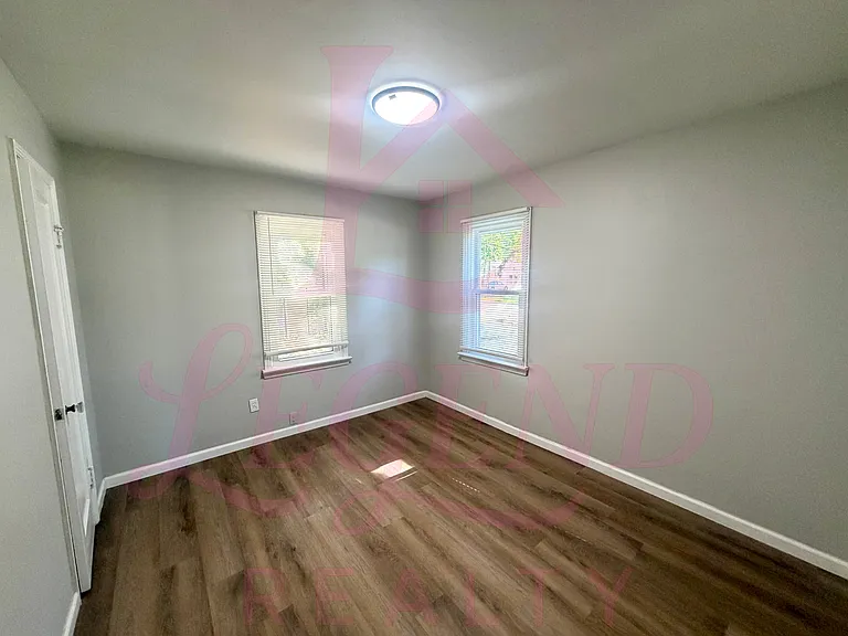 10869 Pear Tree Ln — Photo 13