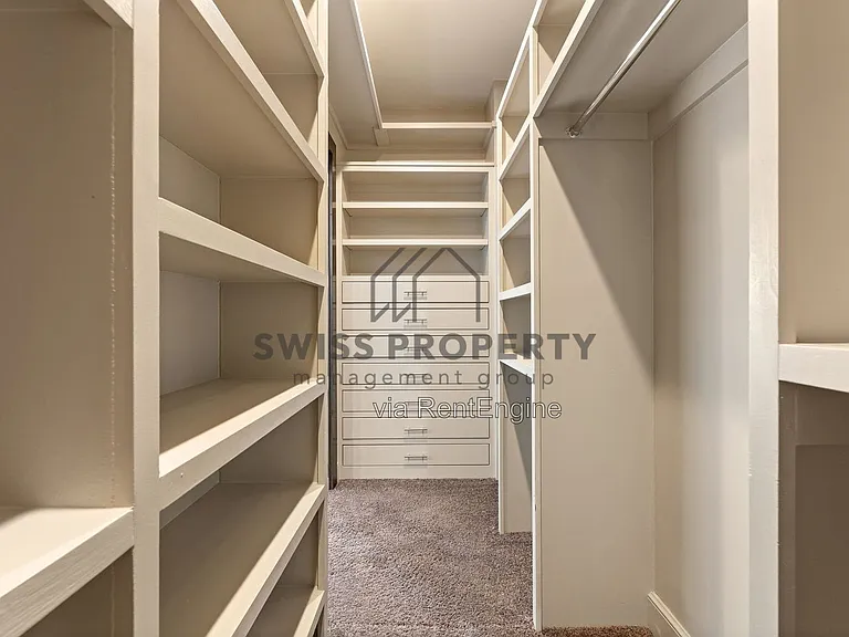 1145 N High St #504 — Photo 21
