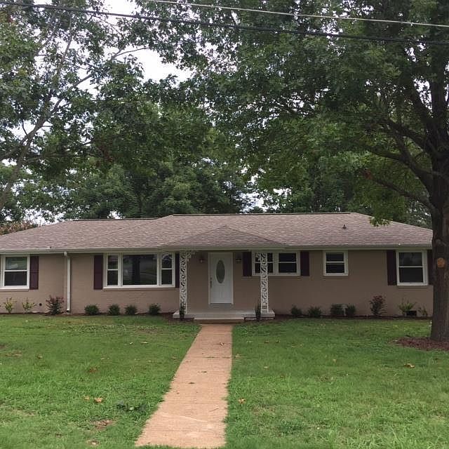1st image of 1635 Shady Circle Dr