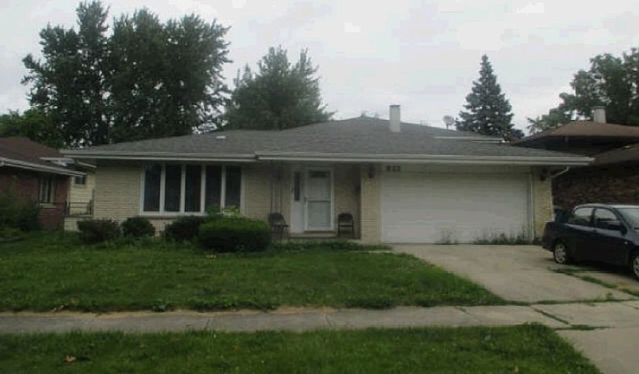 2nd image of 632 Thornwood Dr