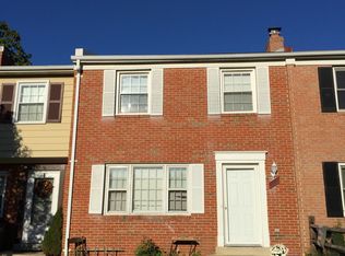 37 Sydnor St, Hamilton, VA 20158