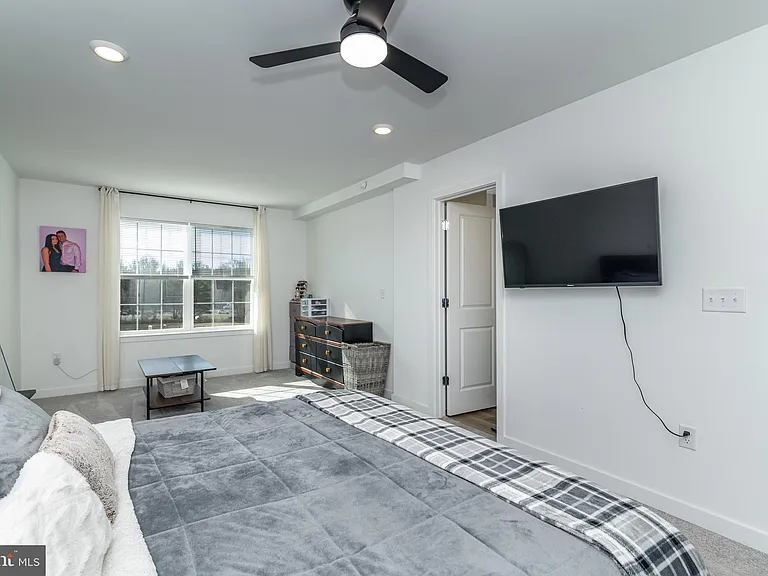 41 Barnes Way — Photo 28