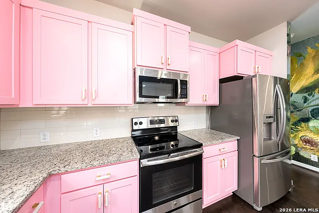 2 bed, 2.0 bath, 1282 sqft, $1,950 — Photo 3