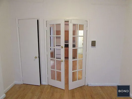 Rented by Bond New York | media 36