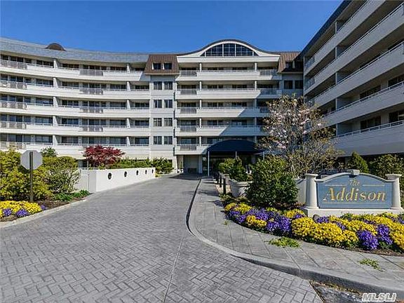 2nd image of 100 Harbor View Dr Unit 206