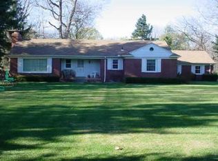 7240 10th Hl, West Bloomfield, MI 48322