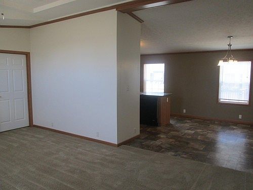 2nd image of 4858 Othello Ln