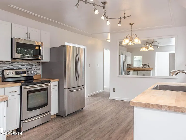 2230 Candy Pl — Photo 3
