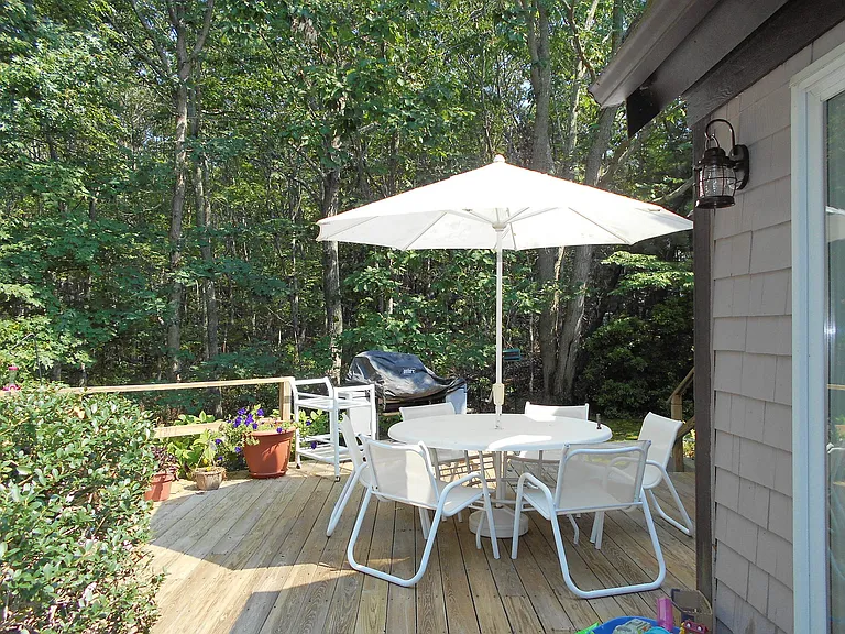 32 Scrimshaw Dr — Photo 7
